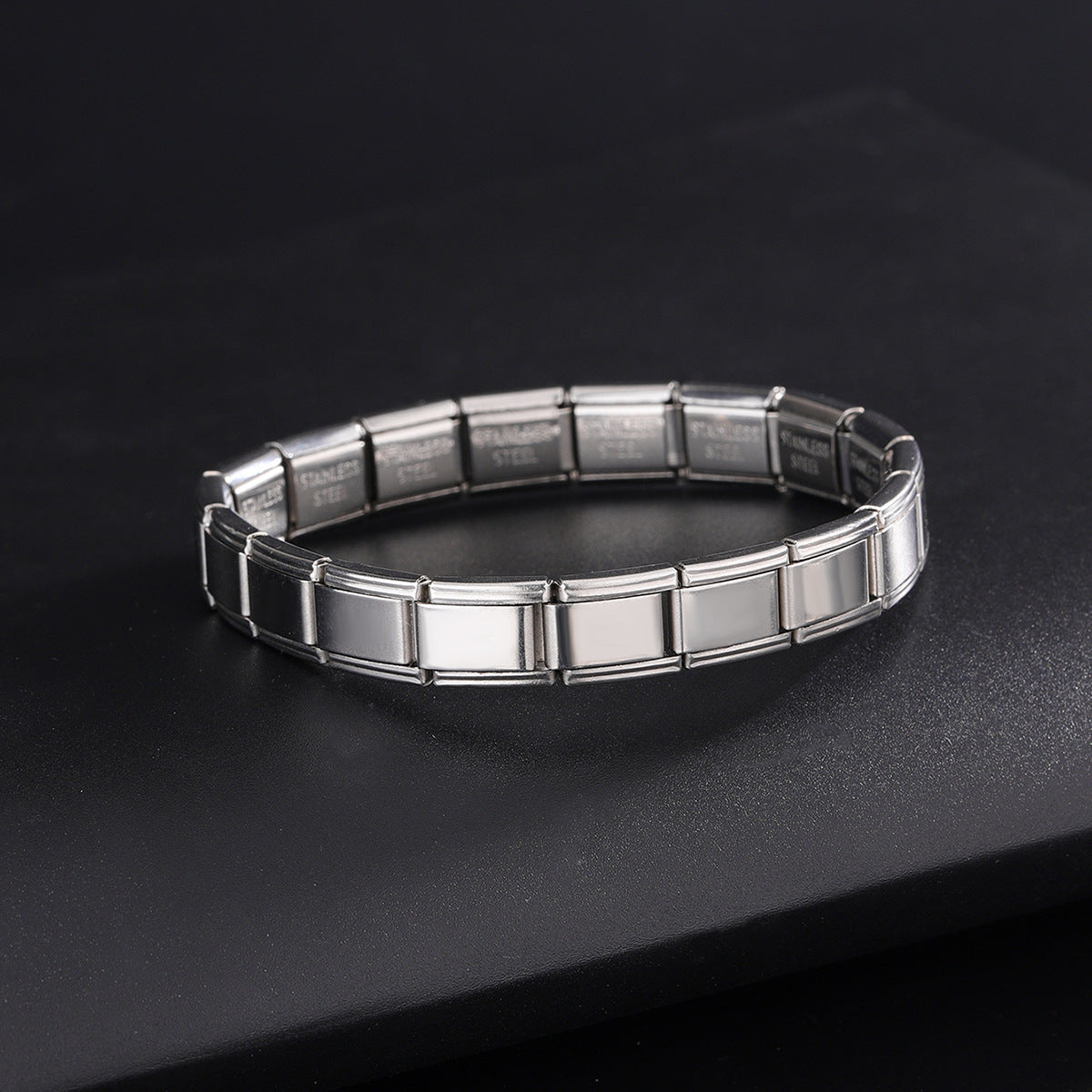 Steel Band, Matte